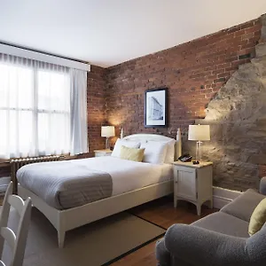 https://auberge-saint-pierre.hotelsquebeccity.net