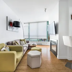 Bright 2 Bedroom Downtown With Free Parking Canada